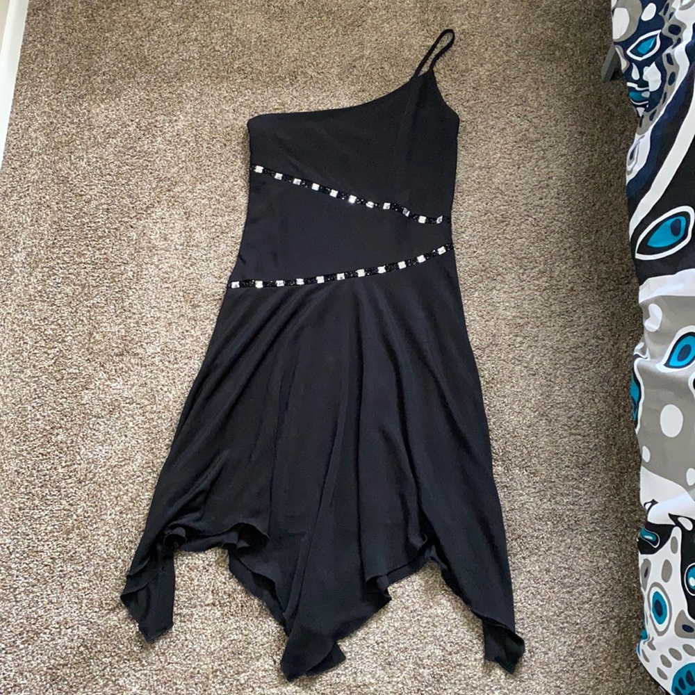 Black One-Shoulder Strap Dress